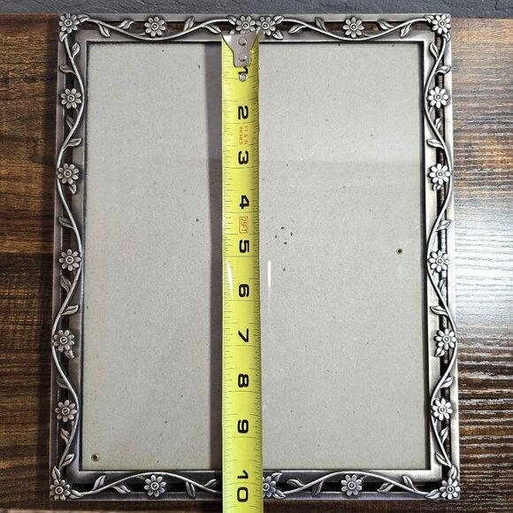 Floral Embossed Silver-Tone Picture Frame 8x10 Metal By Elsa L. Inc. China - Picture 11 of 11